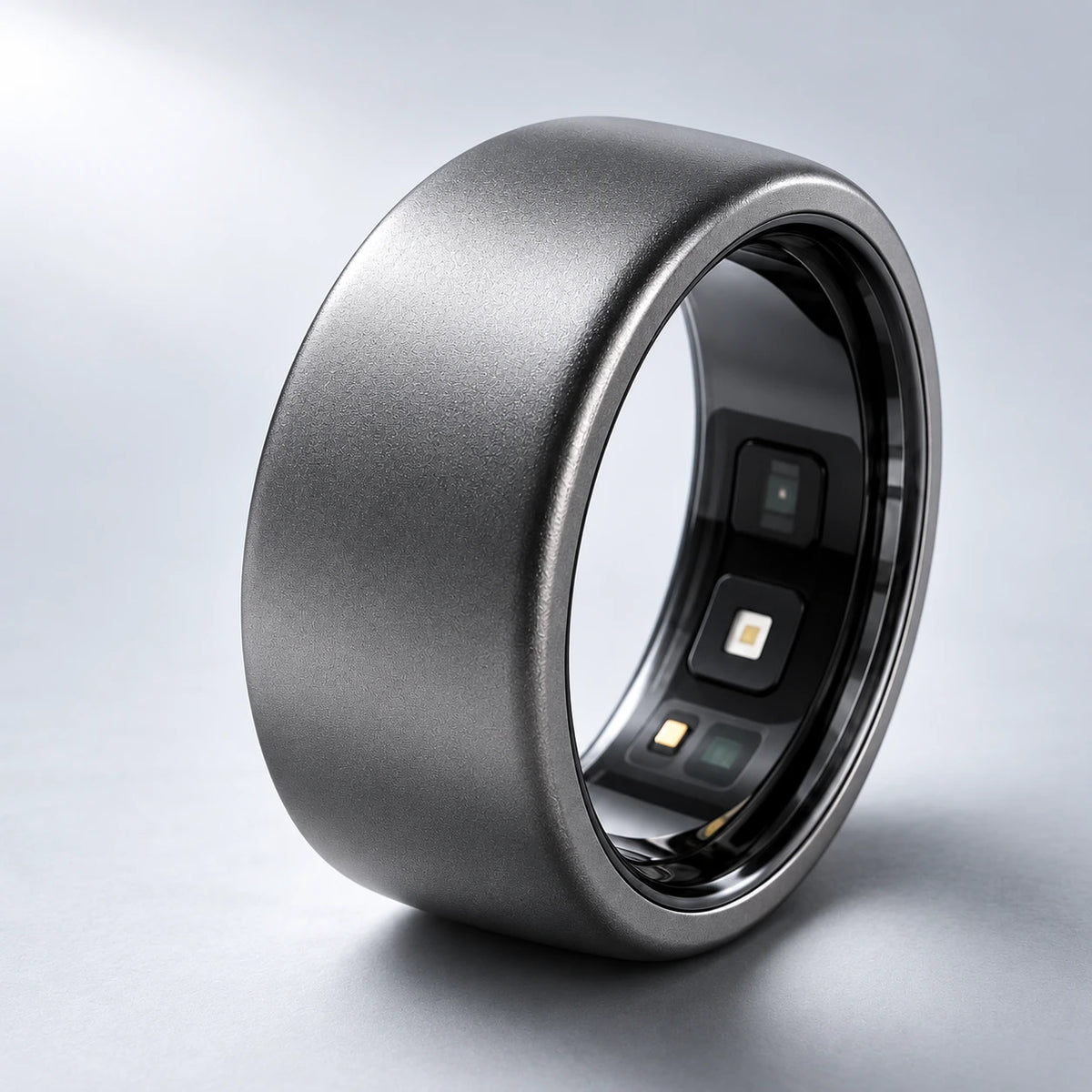 kinsorea Halo Ring: close view of materials and controls