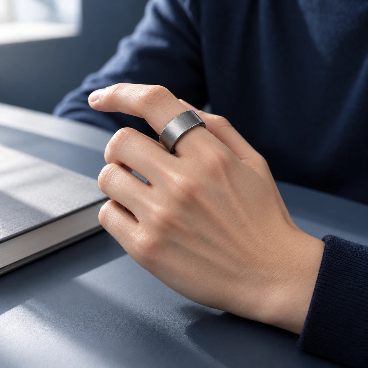 kinsorea Halo Ring: everyday setting; surrounding objects are styling only