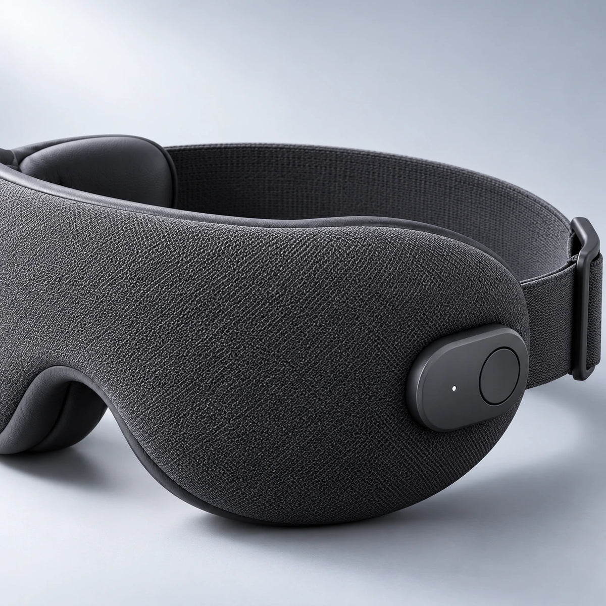 kinsorea Ease Eye Mask: close view of materials and controls